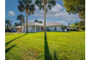 1275 5th Pl, Vero Beach, FL 32962, Sold 03/18/22