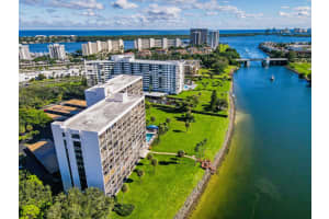 MLS# R10770192, North Palm Beach, Florida 33408