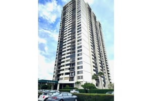 5600 N Flagler Dr, West Palm Beach, FL 33407, Sold 03/31/22
