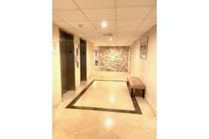 5600 N Flagler Dr, West Palm Beach, FL 33407, Sold 03/31/22