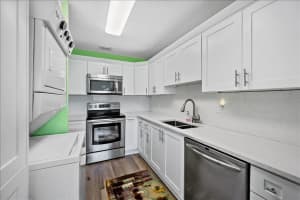 8957 Warwick Dr, Boca Raton, FL 33433, Sold 03/17/22