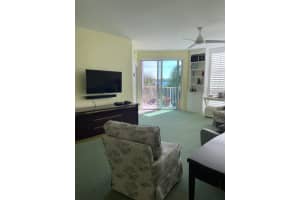 804 E Windward Way, Lantana, FL 33462, Sold 02/22/22