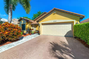 2714 Linkside Dr, Wellington, FL 33414, Sold 02/07/22