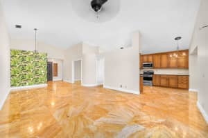 2714 Linkside Dr, Wellington, FL 33414, Sold 02/07/22