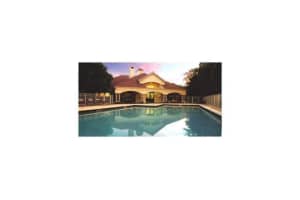 815 W Boynton Beach Blvd, Boynton Beach, FL 33426, Sold 02/25/22