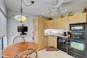 9132 SW 20th St, Boca Raton, FL 33428, Sold 02/22/22