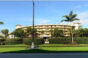 3605 S Ocean Blvd, South Palm Beach, FL 33480, Sold 02/28/22