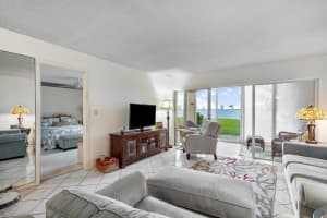 501 Lake Shore Dr, West Palm Beach, FL 33403, Sold 03/01/22