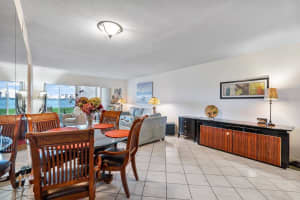 501 Lake Shore Dr, West Palm Beach, FL 33403, Sold 03/01/22
