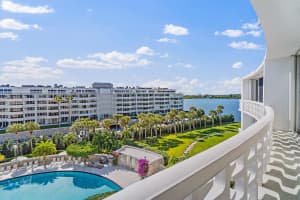 2760 S Ocean Blvd, Palm Beach, FL 33480, Sold 05/16/22