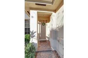 9926 E Villa Cir, Vero Beach, FL 32966, Sold 03/15/22