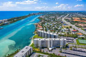 19800 Sandpointe Bay Dr, Tequesta, FL 33469, Sold 01/14/22