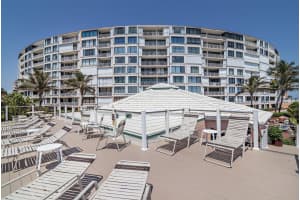 3589 S Ocean Blvd, South Palm Beach, FL 33480, Sold 02/14/22