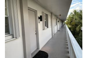 311 E Ocean Ave, Lantana, FL 33462, Sold 04/01/22
