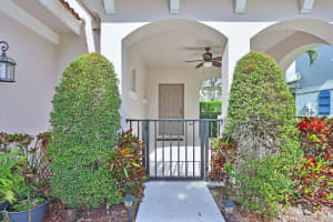 109 Owl Pointe Cir, Jupiter, FL 33458, Sold 03/22/22