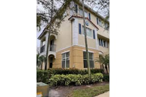 3120 N Oasis Dr, Boynton Beach, FL 33426, Sold 03/24/22