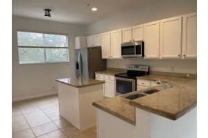 3120 N Oasis Dr, Boynton Beach, FL 33426, Sold 03/24/22