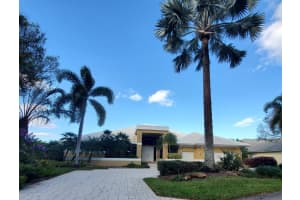 2113 SW Oakhill Way, Palm City, FL 34990, Sold 02/22/22