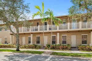 2515 NW 7th St, Boynton Beach, FL 33426, Sold 03/30/22