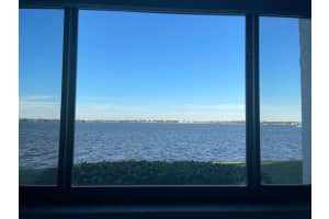 175 SE St Lucie Blvd APT F115, Stuart, FL 34996, Sold 02/22/22