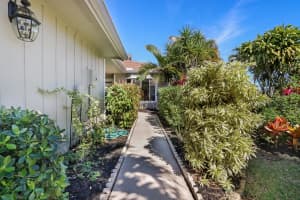 12899 SE Berwick Ct, Hobe Sound, FL 33455, Sold 02/28/22