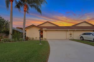 12629 SE Cascades Ct, Hobe Sound, FL 33455, Sold 02/08/22