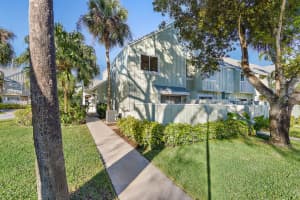 6391 Riverwalk Ln, Jupiter, FL 33458, Sold 02/25/22