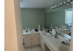 9633 Sills Dr E, Boynton Beach, FL 33437, Sold 02/22/22