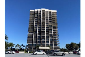 5047 N Hwy A1A, Fort Pierce, FL 34949, Sold 04/11/22