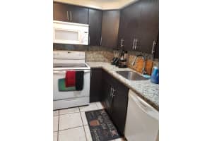 618 NW 13th St, Boca Raton, FL 33486, Sold 03/02/22