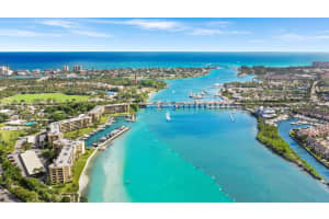 1648 Jupiter Cove Dr, Jupiter, FL 33469, Sold 03/17/22