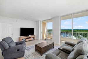 625 Casa Loma Blvd, Boynton Beach, FL 33435, Sold 02/08/22