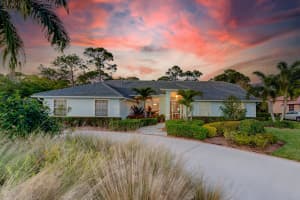 3313 Bent Pine Dr, Fort Pierce, FL 34951, Sold 03/04/22
