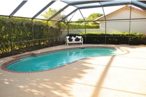 2505 Iroquois Cir, West Palm Beach, FL 33409, Sold 02/14/22