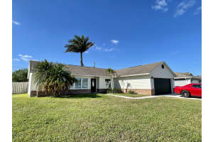 1972 SW Breezeway St, Port St. Lucie, FL 34987, Sold 01/20/22