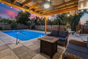 1413 Crest Dr, Lake Worth, FL 33461, Sold 03/28/22