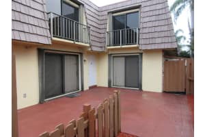 643 Springdale Cir, Palm Springs, FL 33461, Sold 03/28/22