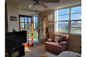 301 Lake Shore Dr #410, Lake Park, FL 33403, Sold 03/11/22