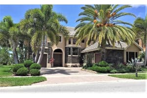 10371 Trianon Pl, Wellington, FL 33449, Sold 06/17/22