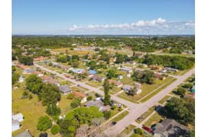 101 Camelot Dr, Fort Pierce, FL 34946, Sold 01/19/23