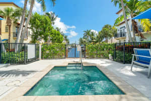 807 Estancia Wy, Boynton Beach, FL 33435, Sold 06/15/22