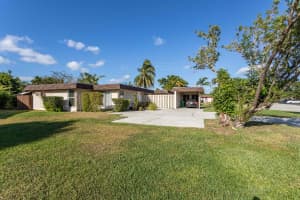 7201 NW 64th St, Tamarac, FL 33321, Sold 03/21/22