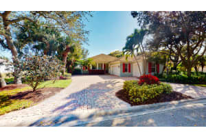 202 Oak Hammock Cir SW, Vero Beach, FL 32962, Sold 03/28/22