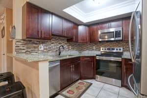 6120 Seven Springs Blvd, Greenacres, FL 33463, Sold 03/28/22