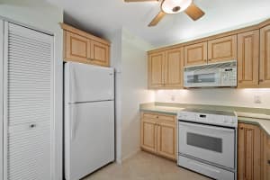 2800 N Ocean Dr b 11b, Riviera Beach, FL 33404, Sold 02/14/22