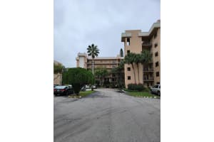 4700 Lucerne Lakes Blvd W APT 102, Lake Worth, FL 33467, Sold 03/31/22