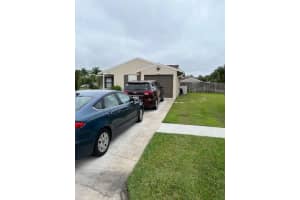 8370 Raymond Dr, Boynton Beach, FL 33472, Sold 02/15/22