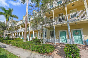 355 E Thatch Palm Cir APT 106, Jupiter, FL 33458, Sold 03/25/22