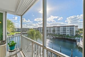 910 Dogwood Dr APT 441, Delray Beach, FL 33483, Sold 02/22/22