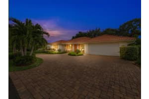 8574 SE Seagrape Way, Hobe Sound, FL 33455, Sold 03/04/22